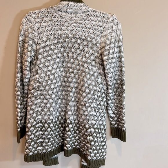 Alya sweater size small olive green and white textured knit waterfall cardigan - Picture 5 of 11